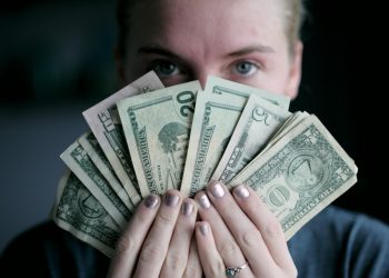 Simple Lifestyle Hacks That Stretch Every Dollar
