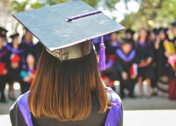 Returned Grads Give Pro Advice