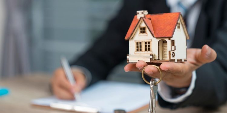 How Properties Buyers in Portugal Are Making a Difference in Their Community