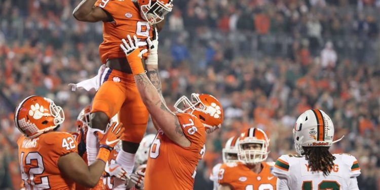 What We Missed in NCAA Football