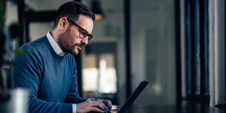 Solution for Business Owners to Manage Invoices Efficiently