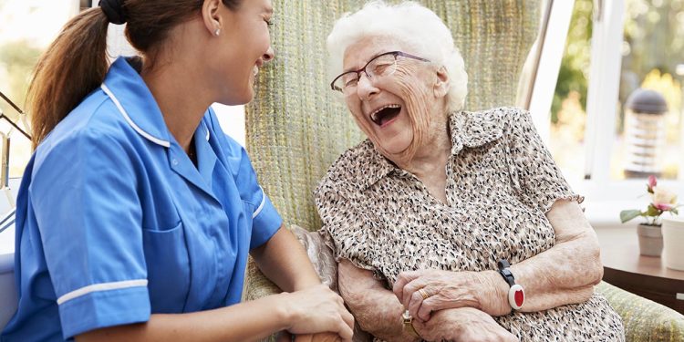 6 Ways to Be a Perfect Personal Caregiver