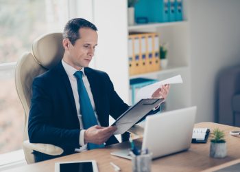 Becoming a Contract Manager and What It Entails