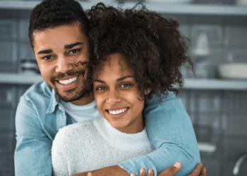 Are Couple Gifts More Romantic?