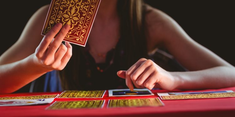 Balancing the Scales: The Intersection of Spiritual Gifts and Professionalism in Psychic Readings