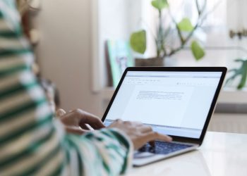 Best Free Online Poetry Classes & Courses!