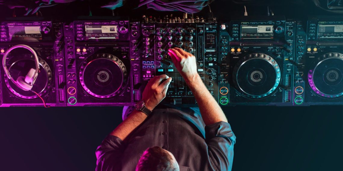 a Pro DJ with The 10 Best Online DJ Courses in 2023 The
