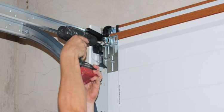 5 Best ways to Select a Garage Door Repair in Murrieta