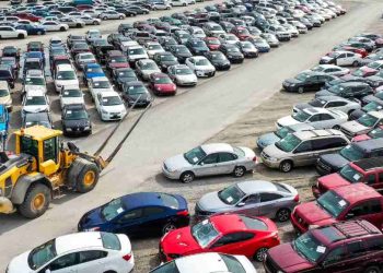 What are Copart and IAAI Auto Auctions?