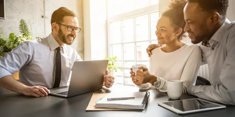 Challenger Sales Model: A Game-Changing Approach to Sales Success
