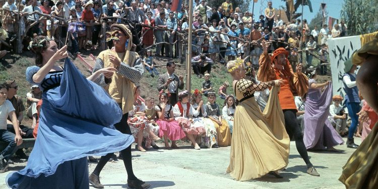 Escape to a Bygone Era: Stress Relief and Entertainment of a Renaissance Fair