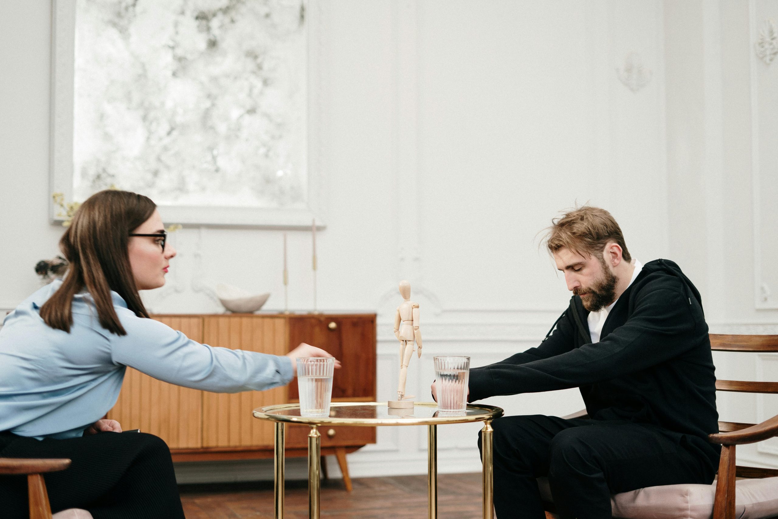 Familiarity reduces mental friction