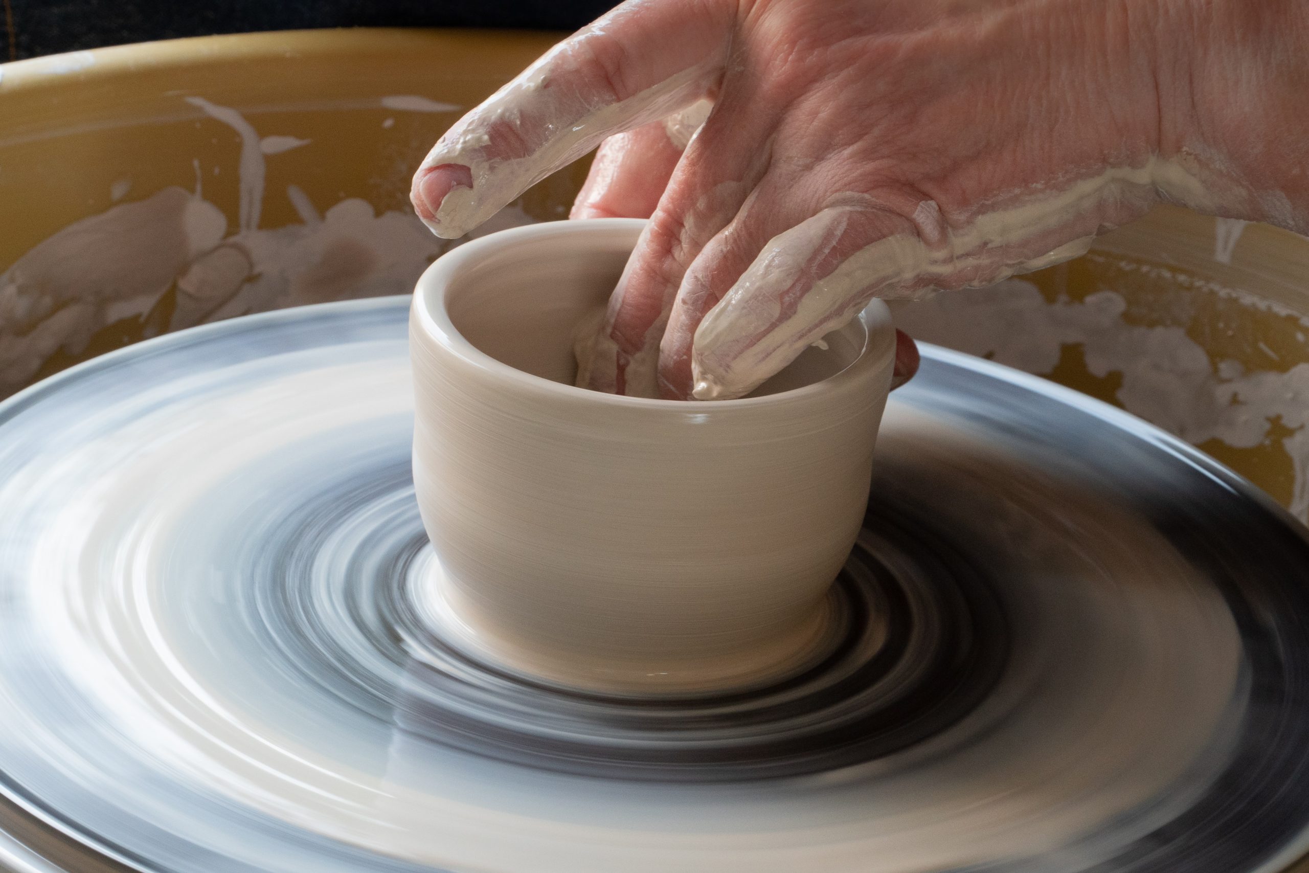 Banding Wheel Review 2020 - ClayShare Online Pottery and Ceramics Classes, Start Learning for Free