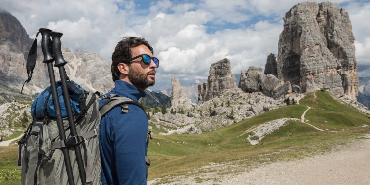 How To Choose Sunglasses For Outdoors And Hiking