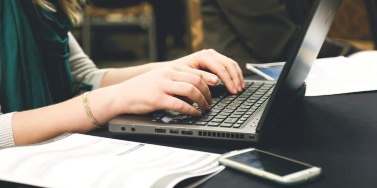 How to Achieve Academic Success with EssayPay Service