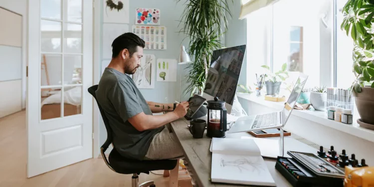 How to Creatively Incorporate a Standing Desk into Your Home Office Setup