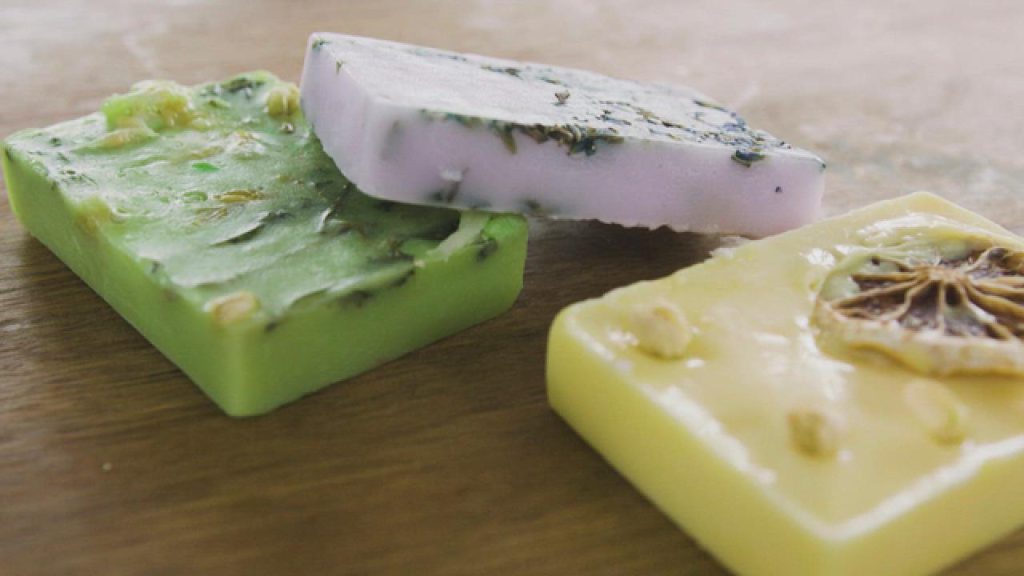 10 MustTry Online Soap Making Courses for Beginners! The Fordham Ram