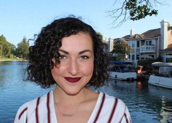 Senior Seeks to Diversify Art History World