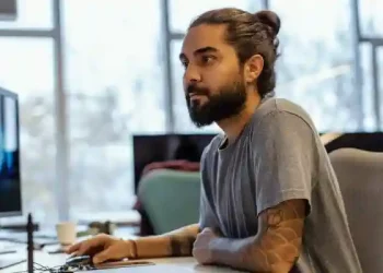 20 Jobs Where You can Sit Down