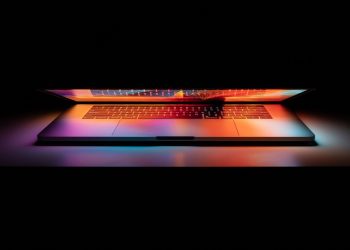 Learn GIMP-the most popular alternative to Adobe Photoshop! GIMP is a free & Open Source photo editing and image manipulation software for all operating systems!