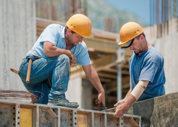 Navigating the Maze of Building Permits and Zoning Regulations