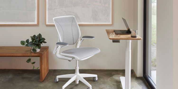 The Evolution of Ergonomic Furniture: Enhancing Comfort and Productivity