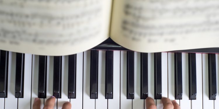 the-best-easy-way-to-learn-piano-for-beginners-the-fordham-ram