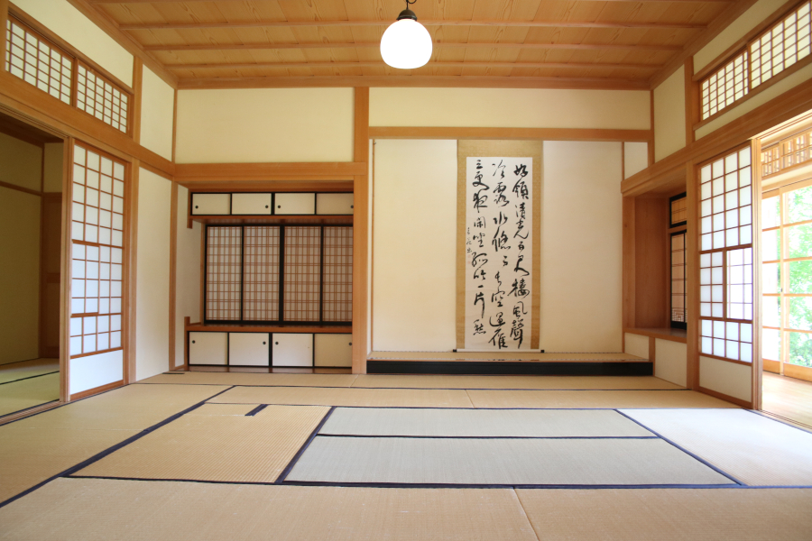 The History and Meaning of Tatami Mats