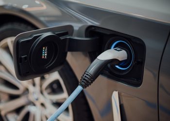 The Role of Lithium Batteries in the Transition to Electric Vehicles