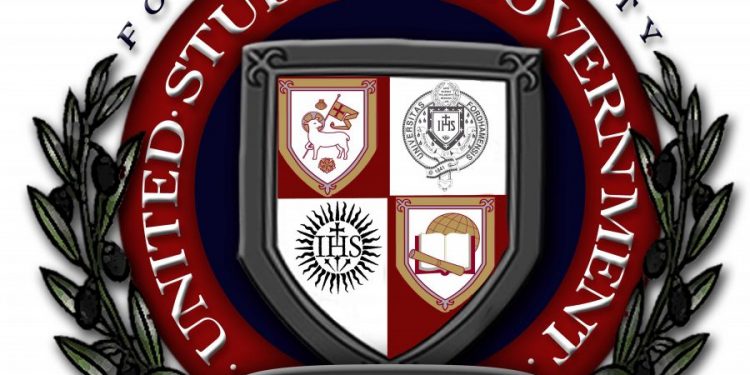 CAB Presents Departmental Resolution to USG