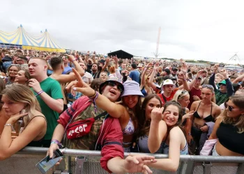Unveiling the Ultimate Festival Savings Guide: Your Ticket to a Thrilling Summer
