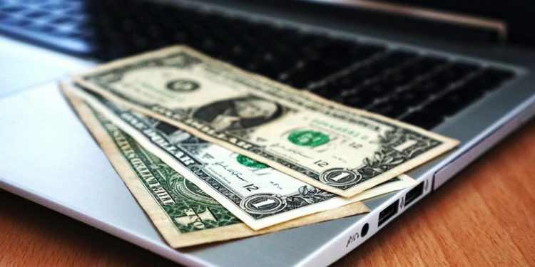 Want to Make the Most of Your Internet Service? 5 Ways to Make Money Online