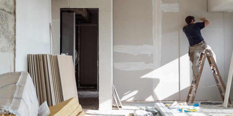 What Are Some Common Mistakes to Avoid When Planning a Home Renovation?