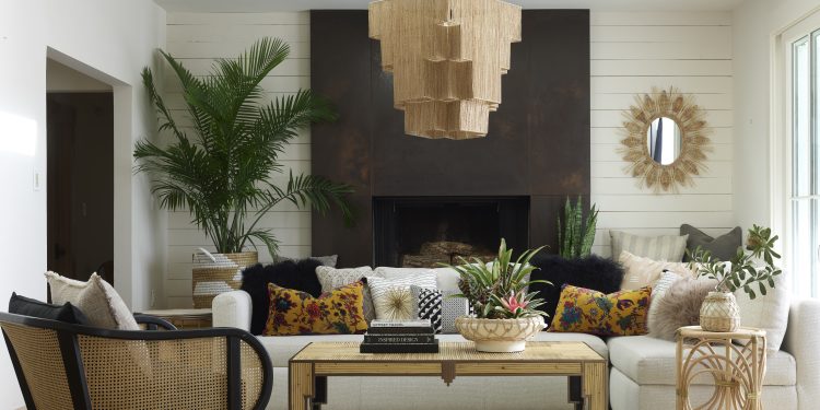 Bringing the Past into the Present: The Revival of Neon Signs in Interior Design