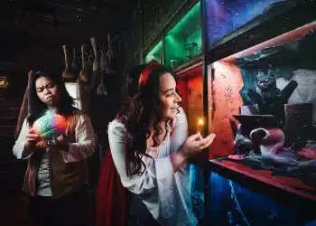 What makes escape rooms exciting?