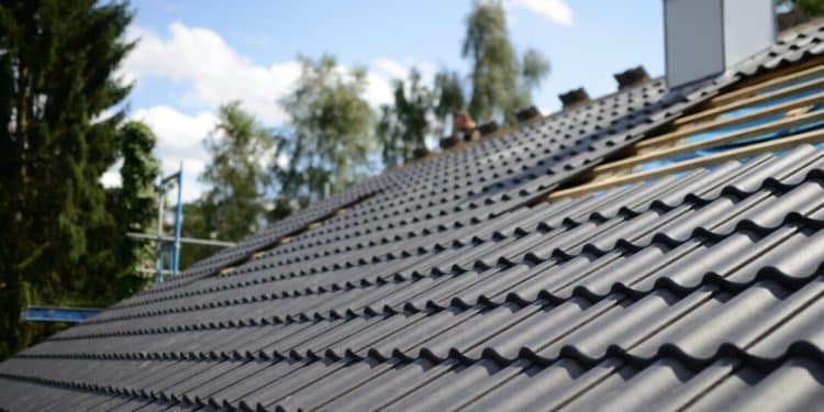The Benefits of Commercial Tile Roofing: A Durable and Aesthetic Choice