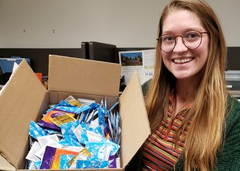 Dodging Administrators, Students Distribute Condoms Around Campus