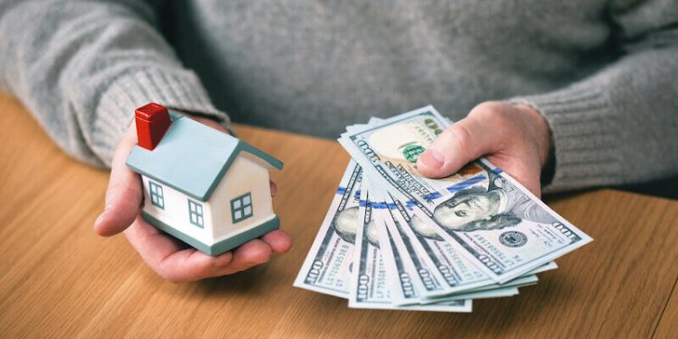 Why Cash House Buyers Are a Popular Option for Home Sellers