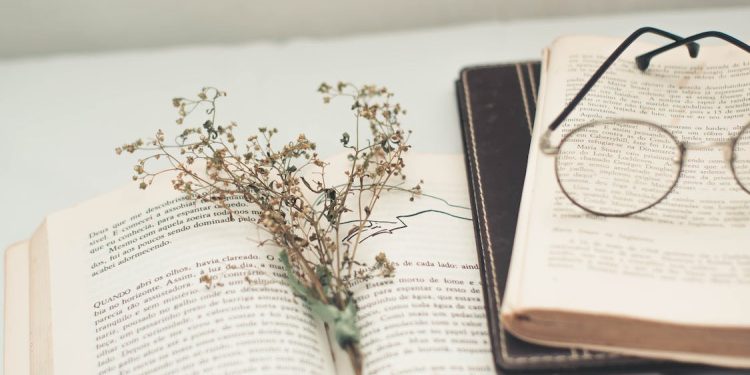 10 Reasons Why Writing Is Important and Valuable Process