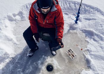 5 Tips for Using Your Ice Fishing Fish Finder Effectively