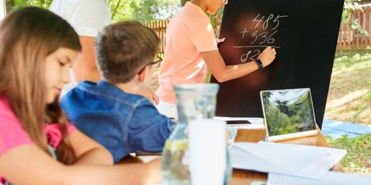 10 Best Math Tutoring Programs for Students in 2024