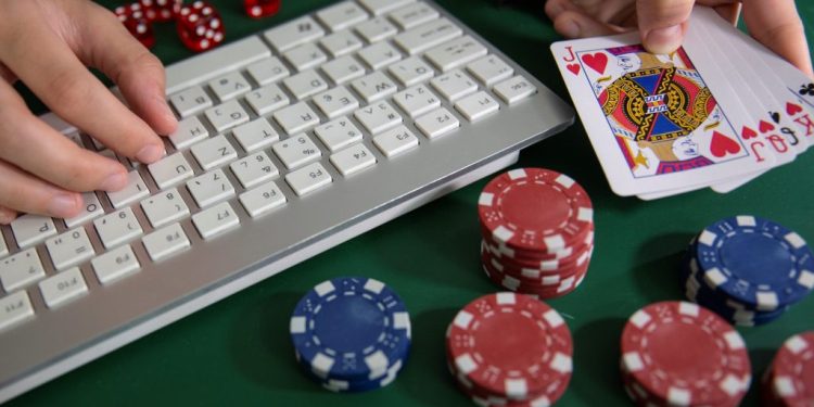 What Makes Online Casinos Such A Good Way To Pass Time