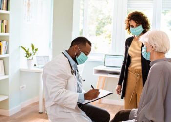 How Home Care Can Supplement Medical Treatment for Seniors