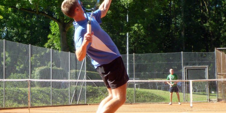 Improving Your Tennis Game by Utilizing These Tennis Training Tools