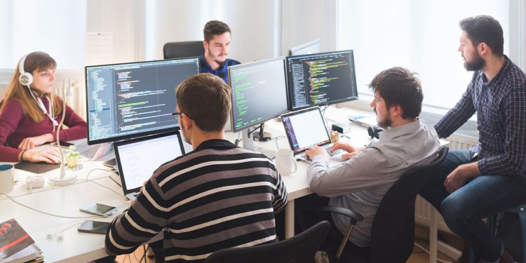 Advantages Outsourcing in Ukraine