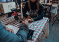 6 Tips to Navigate the Complexities of Modern Dating
