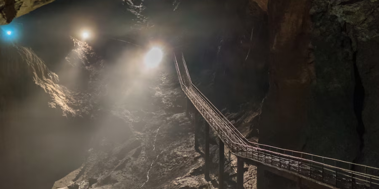 Optimizing Workplace Security: Integrating Handrails in Mine Design