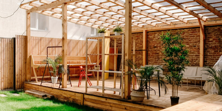Unlocking Home Value: The Benefits of an Inviting Outdoor Living Space
