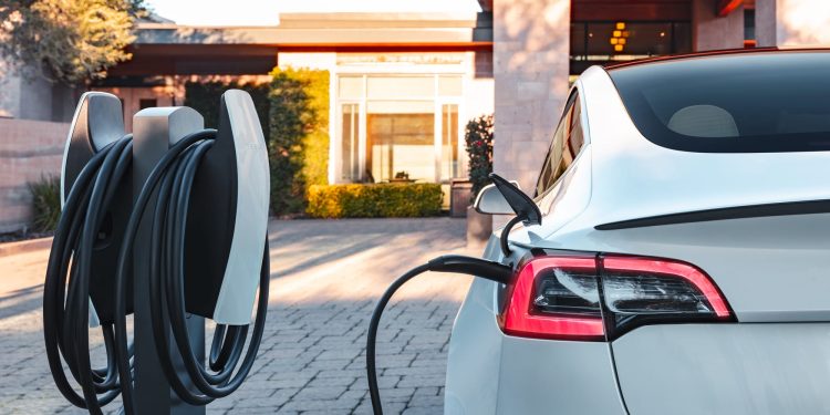 EV Charging Guide: Your Go-To Source for Effective and Efficient EV Charging