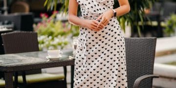 The Ultimate Guide to Styling Trendy Midi Dresses: Look Fabulous in Your Favorite Midi!
